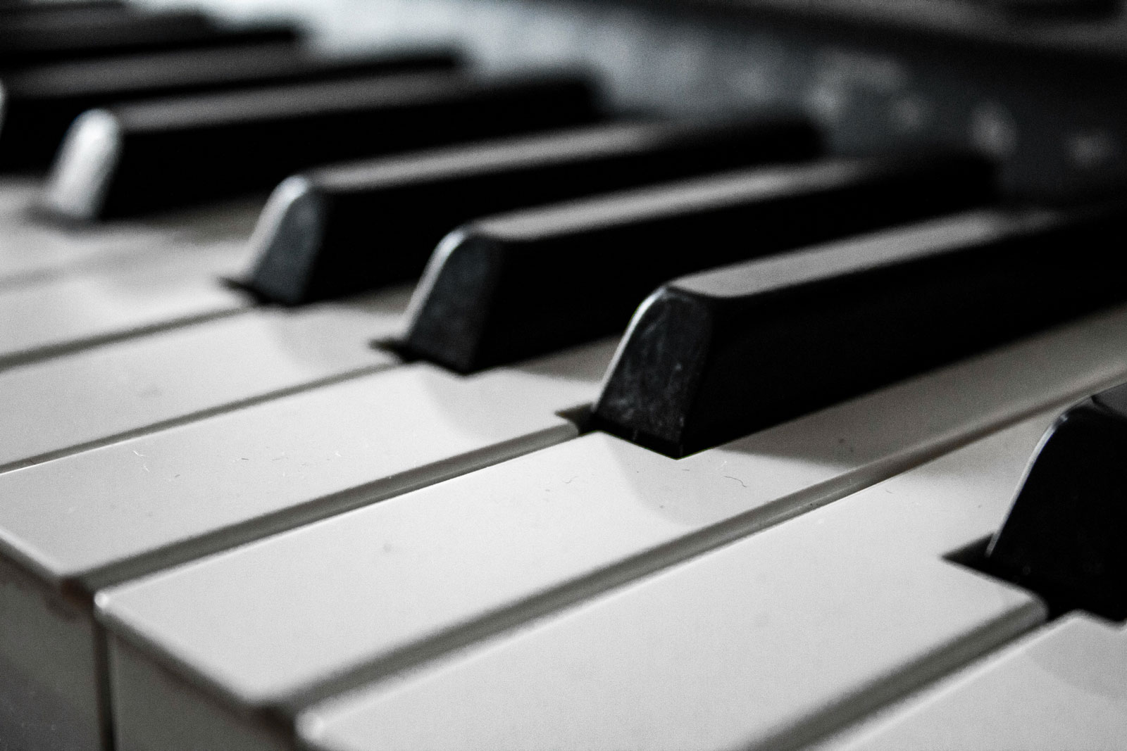 piano-blck